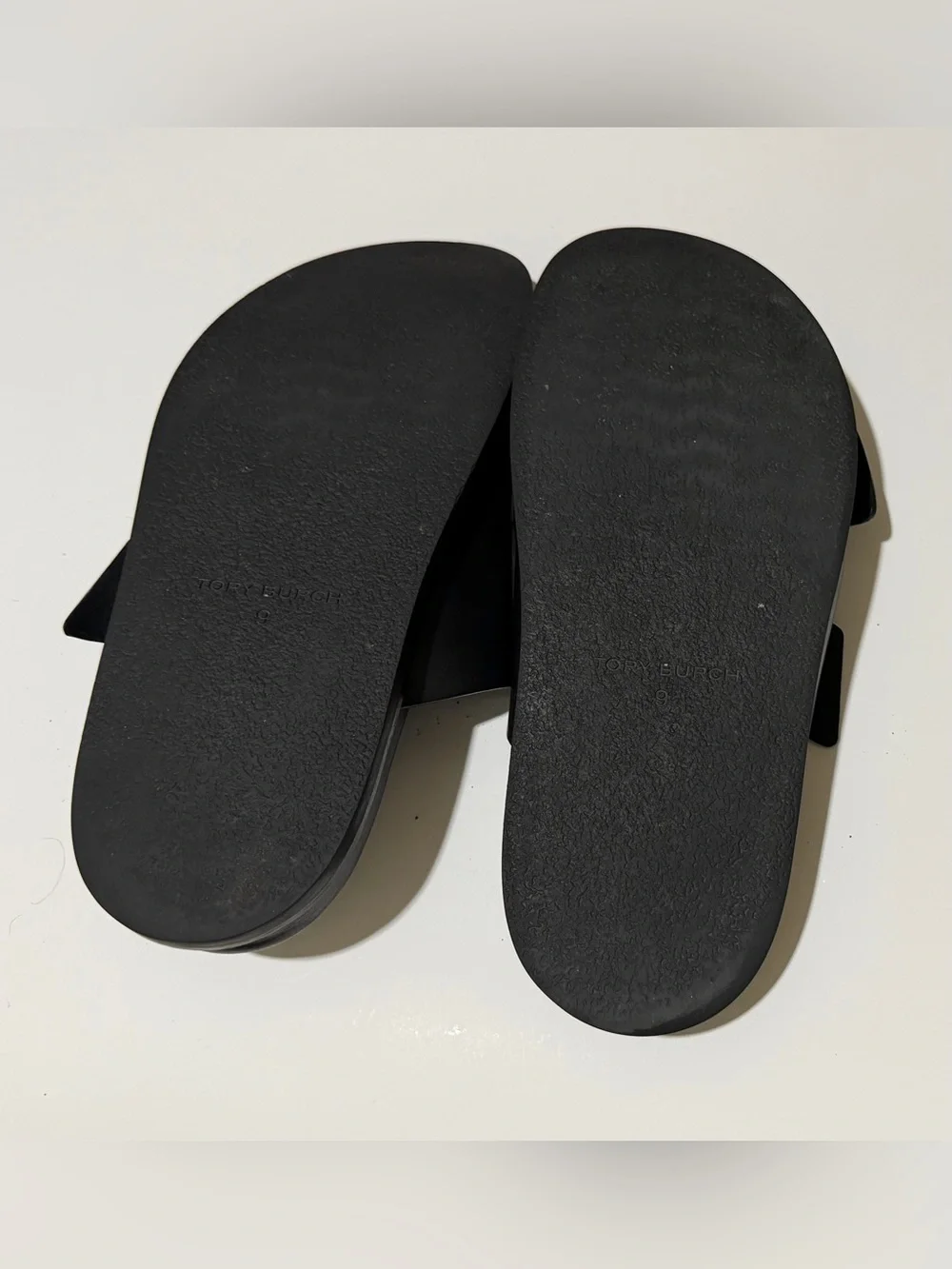 Tory Burch TURNLOCK SPORT SLIDE Black Leather Sz 9 Silver Logo Hardware